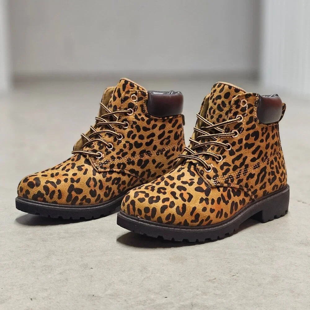 Leopard Print Lace-Up Ankle Boots With Padded Collar For Women - Picture 2 of 11